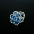 包边蓝水晶玫瑰花朵戒指